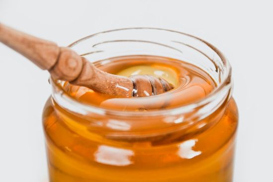 Le miel brut peut améliorer la glycémie et le taux de cholestérol