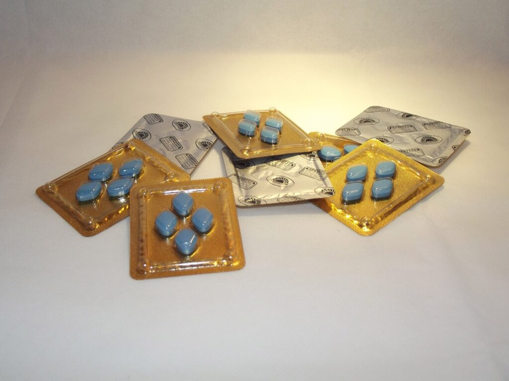 Viagra (Sildénafil) : usages , effets secondaires , dosage , surdosage